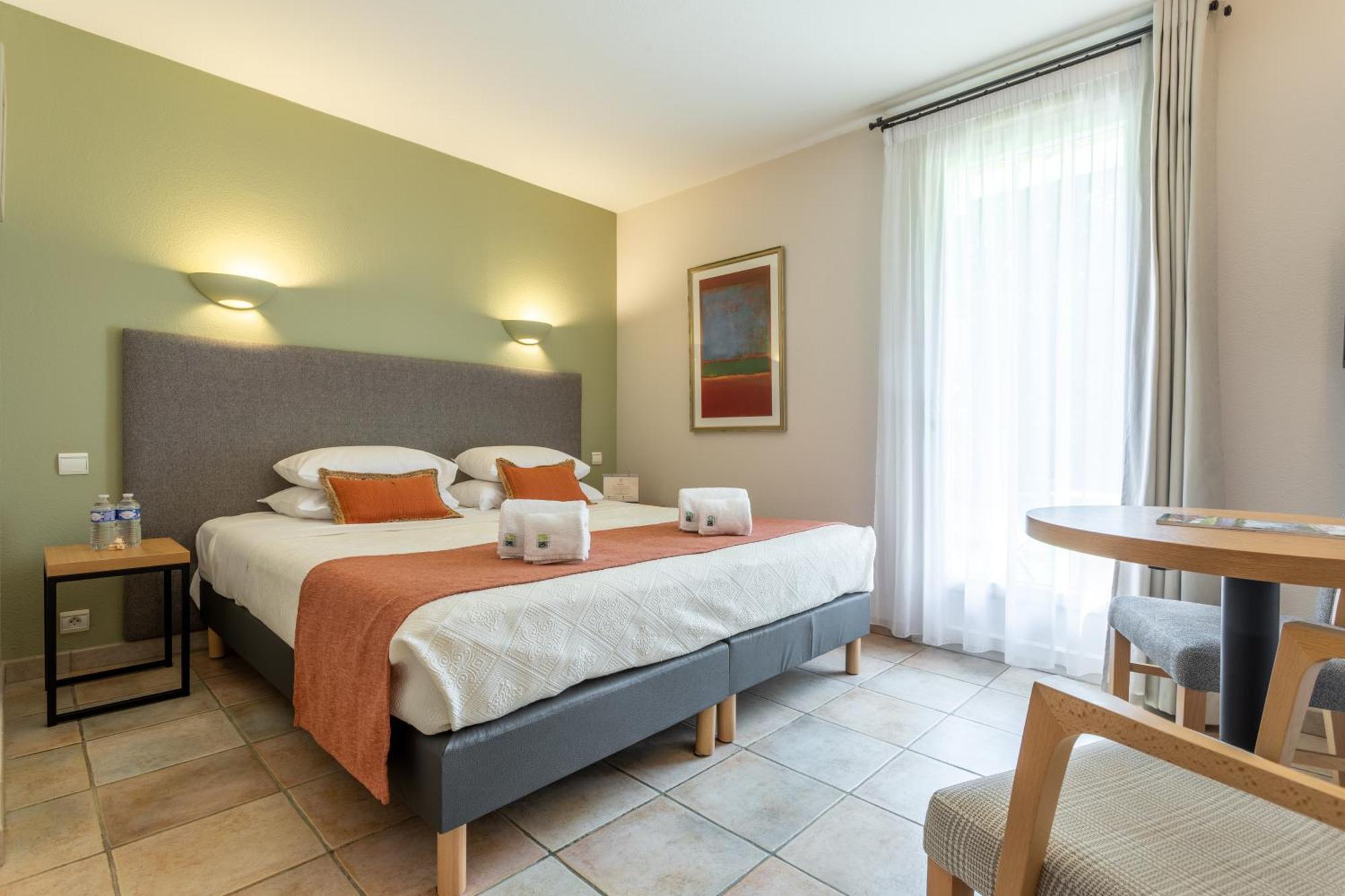 Hotel La Bastide De Grignan Esterno foto