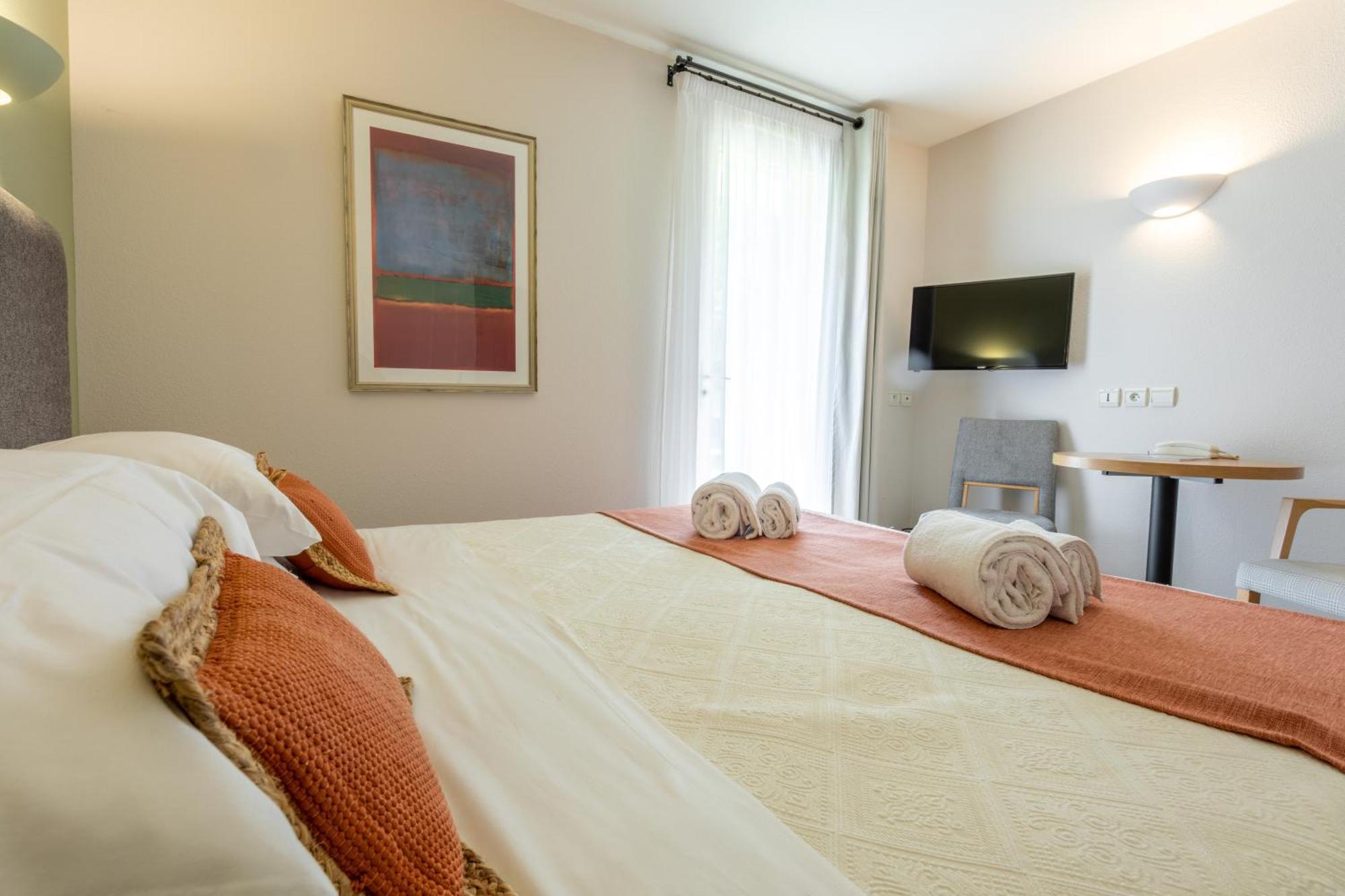 Hotel La Bastide De Grignan Esterno foto